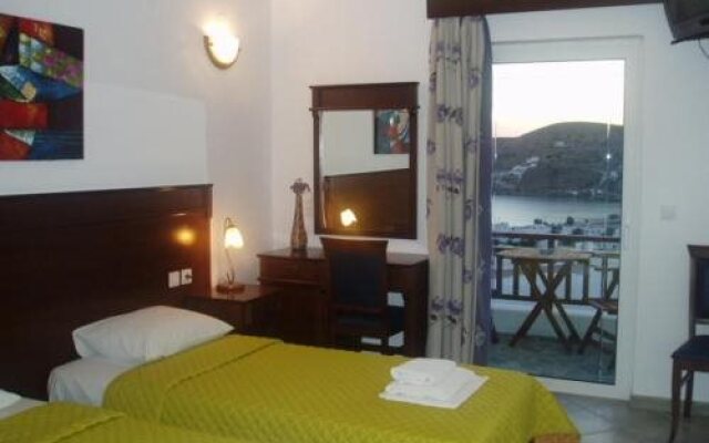 Rita's Place Hotel