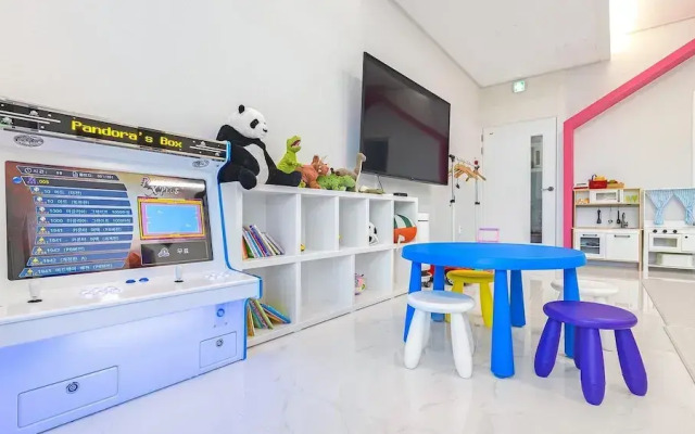 Gyeongju Cheongun28 Kids Poolvilla