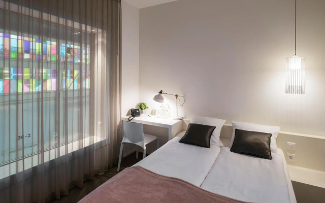 Trafo Hotel