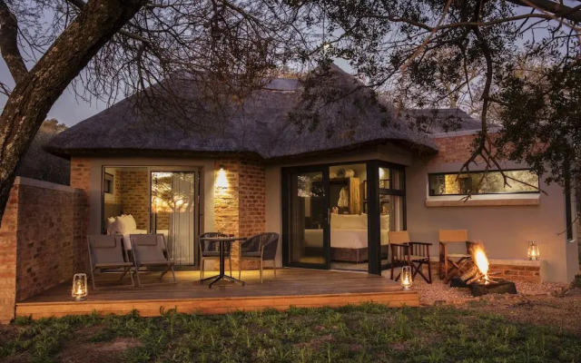 Nako Safari Lodge