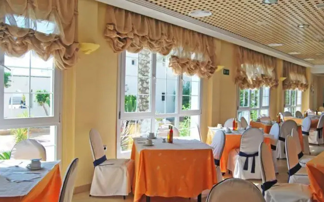 Punta del Cantal Hotel Suites