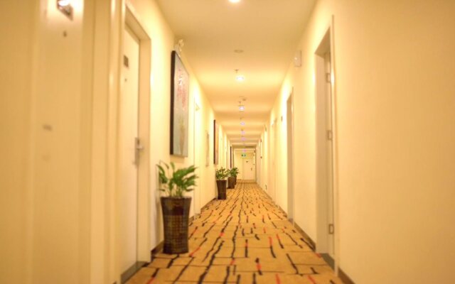 Shang Pin Hotel Shenzhen Futian Exhibition Branch