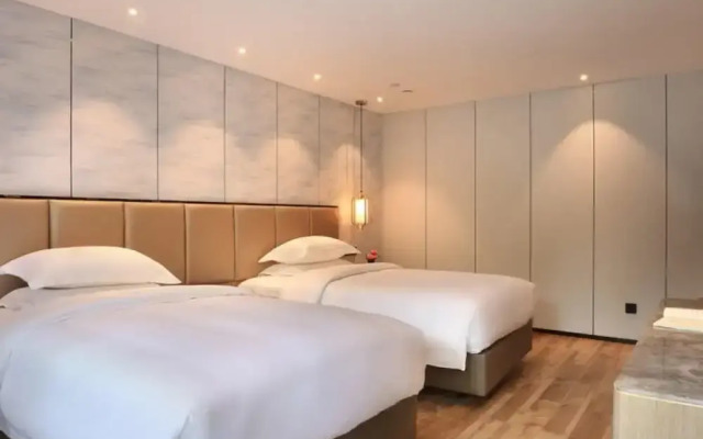 Guilin Manhattan Hotel Liangjiang Branch