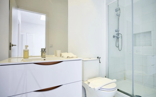 Altido Modern 3-Br Apartment In Western Lisbon