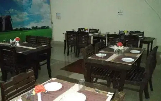 Domlat Hotel