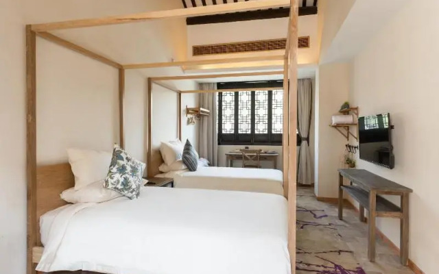 Blossom Hill Inn · Shantang