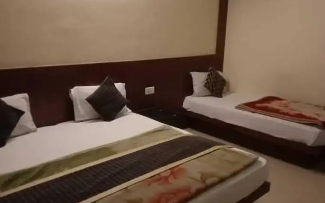 OYO 2289 Hotel Radha Palace