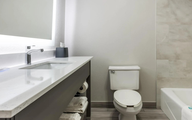 MainStay Suites Bourbonnais - Kankakee