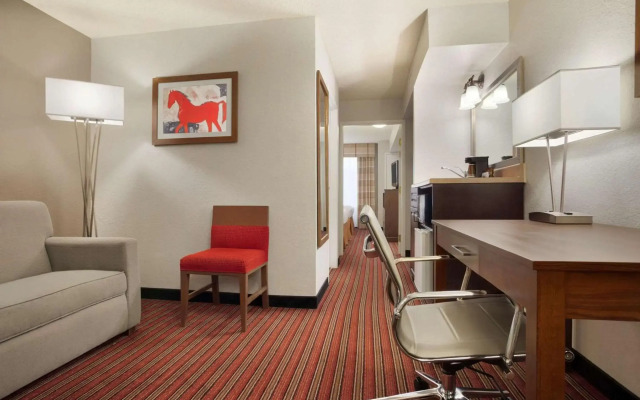 Country Inn & Suites by Radisson, DFW Airport South, TX