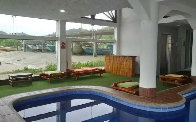 El Kuy Surfista