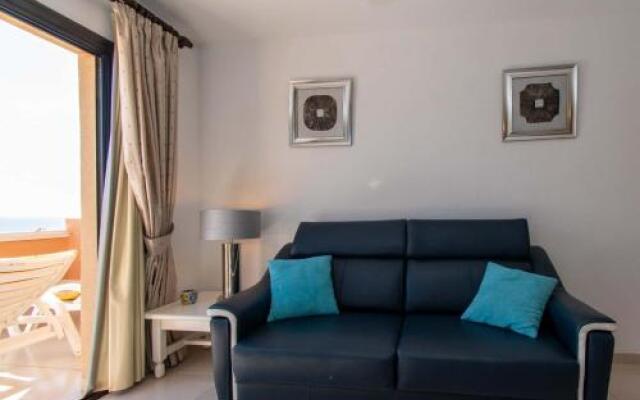 TENERIFE ROYAL BEACH with Wifi A/C