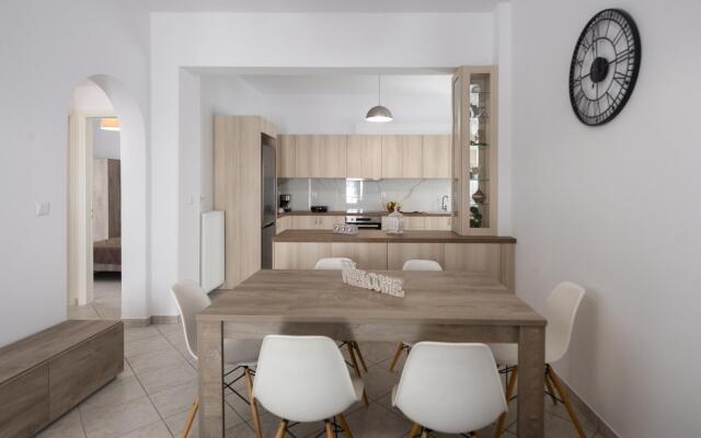 Parian Charming 3bedroom Home