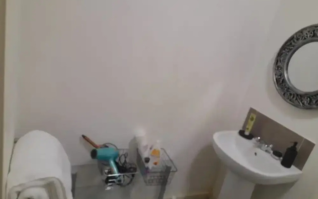Cosy Private Hideaway Studio Flat With Breakfast