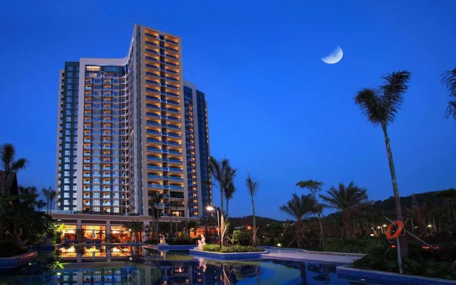 Phoenix Waterside Gloria Resort