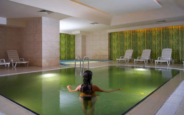 Gungor Ottoman Palace Thermal Resort