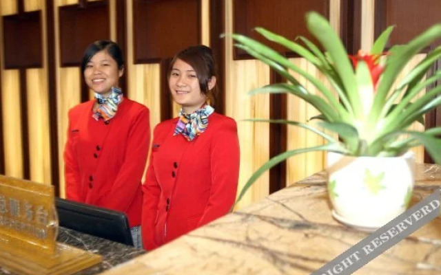 New Coast Hotel