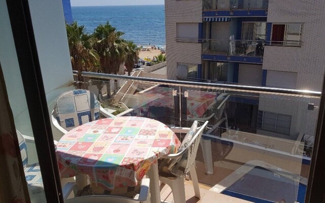 Appartment front of Los Locos beach