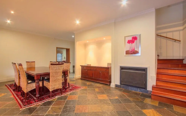 La Best Vaal Manor