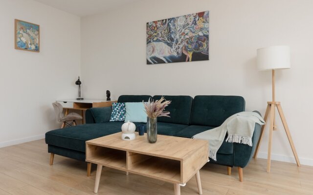 Chłodna Apartment European Square Warsaw