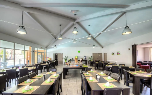 Comfort Aparthotel Lourdes L’Acacia