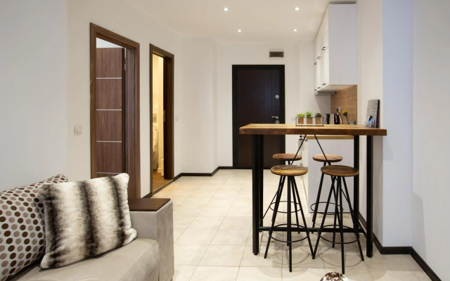 Lovely 1 Bedroom Apartment 5min FROM THE SKI LIFT!