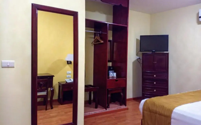 Hotel Madan Cardenas