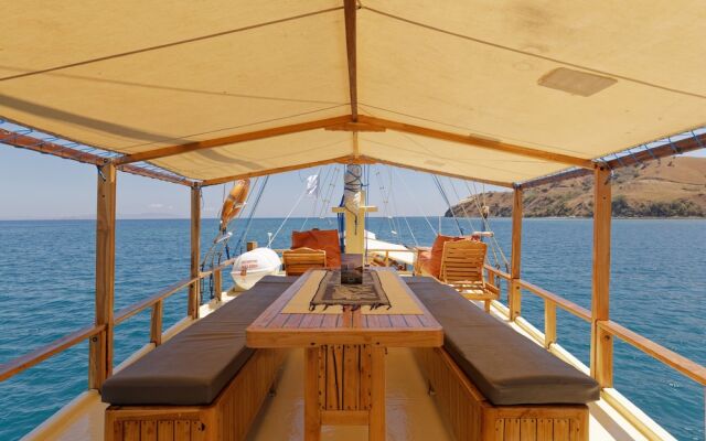 Plataran Phinisi Waecicu