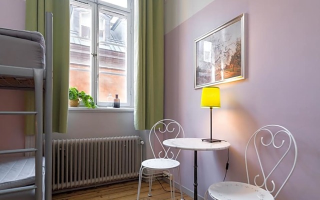 Castanea Old Town Hostel