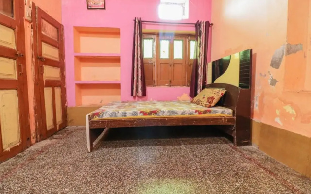 Goroomgo Laxmi Bhawan Dharamshala Mathura
