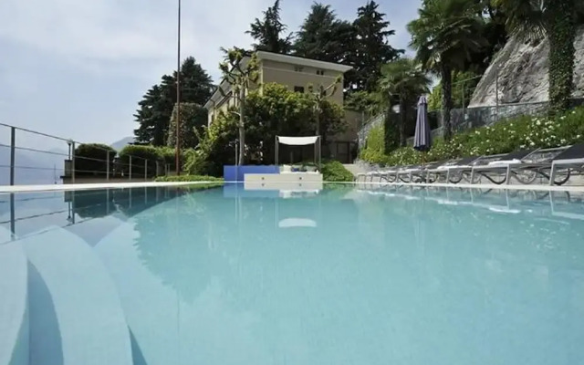 Villa Parisi