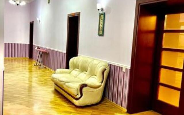 City Hall Apartment