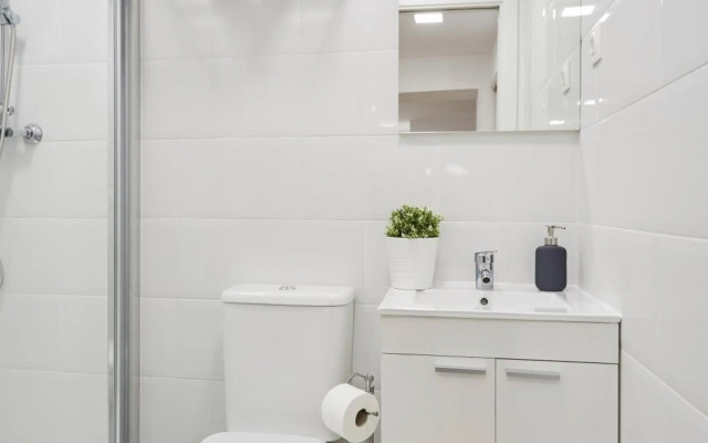 LEEWAYS APARTMENT in SAN LORENZO