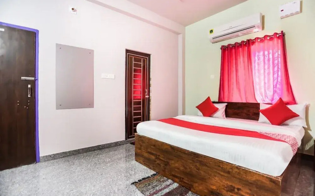 Oyo 43512 Bijaya Palace