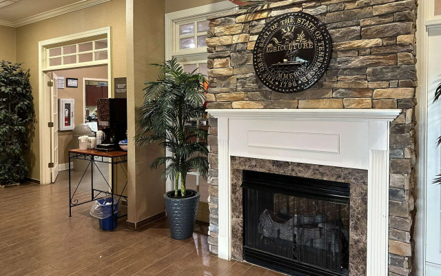 Comfort Inn & Suites Rogersville