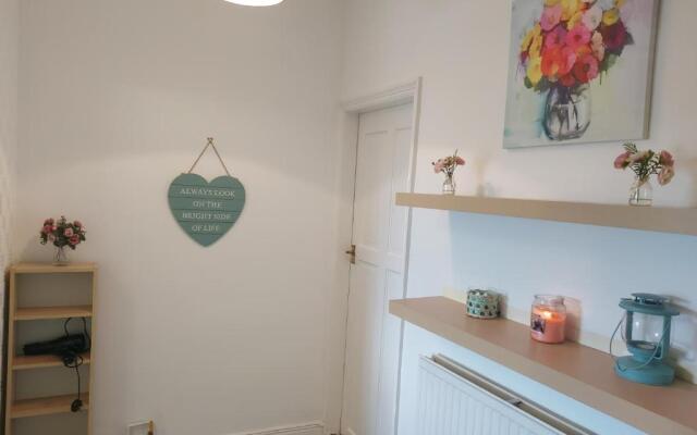 Hilltop Place Suites Flat Above 250