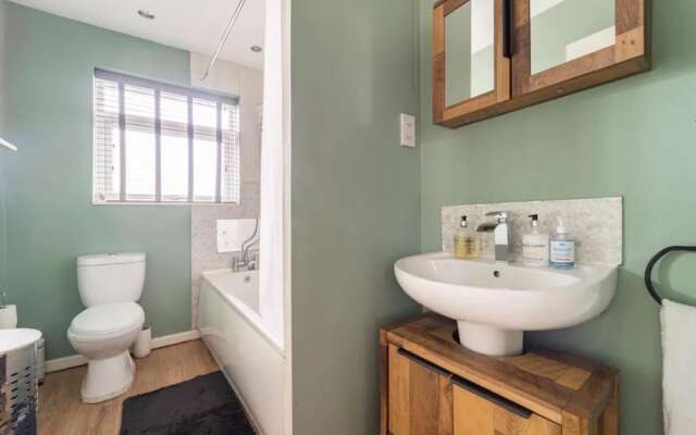 House With Modern Interior, Conveniently Located