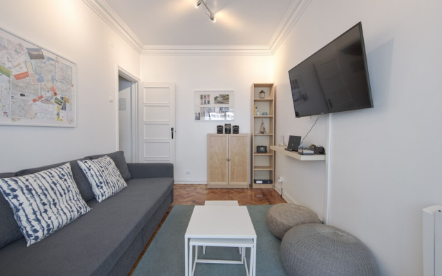 Arroios Central Apartment by Homing