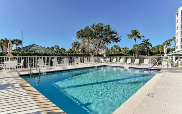 Eagle Cay Building 5-602