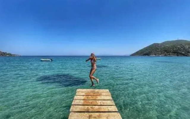 Athina Apartments