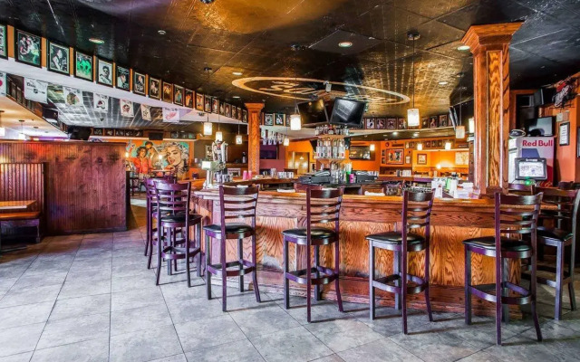 Red Roof Inn Reading