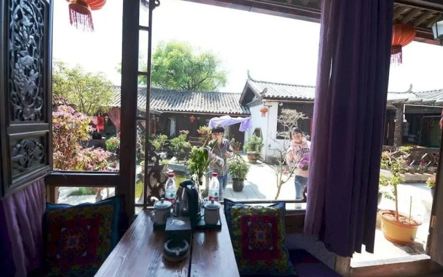 Lijiang Nali Nali Sunshine Inn