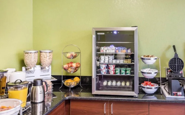 Rodeway Inn & Suites Parsons