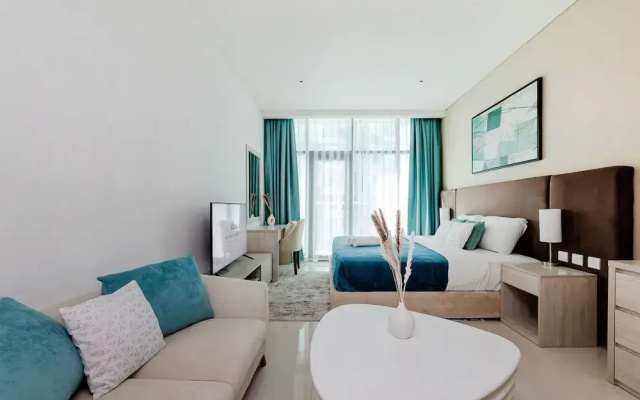 Modern studio on Palm Jumeirah