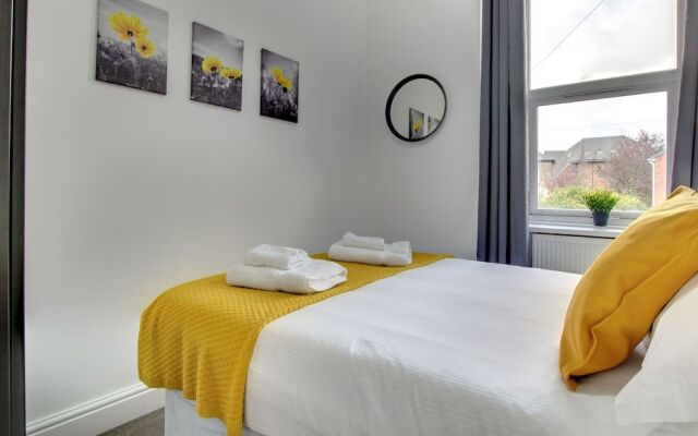 Modern First Floor Newcastle Apartment
