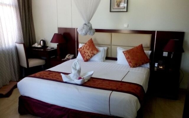 Rahnile Hotel