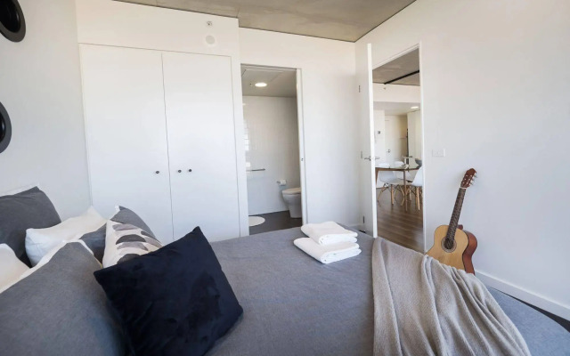 LittleStay Collection - Sturt