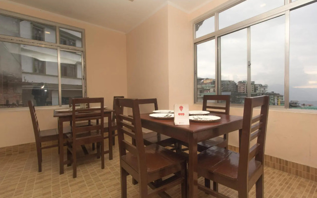 Capital O 9686 Hotel Shantiniketan