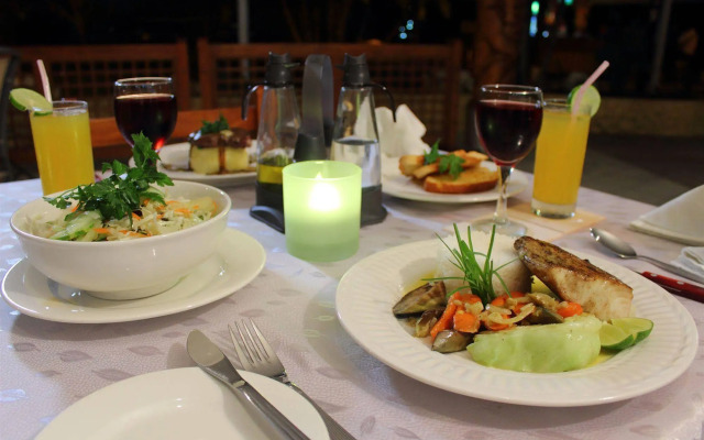 Alotau International Hotel