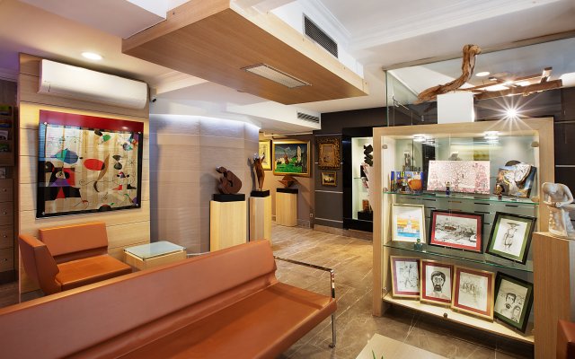 Gallery Residence & Hotel