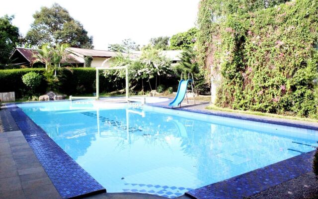 ZEN Rooms K. H. Moh Toha Ciawi